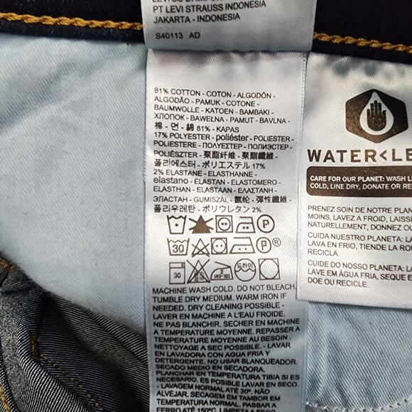 NWT Levi's 315 Shaping Bootcut Jeans 34x32 Dark Wash Hypersoft Sculpt Stretch - Picture 10 of 14